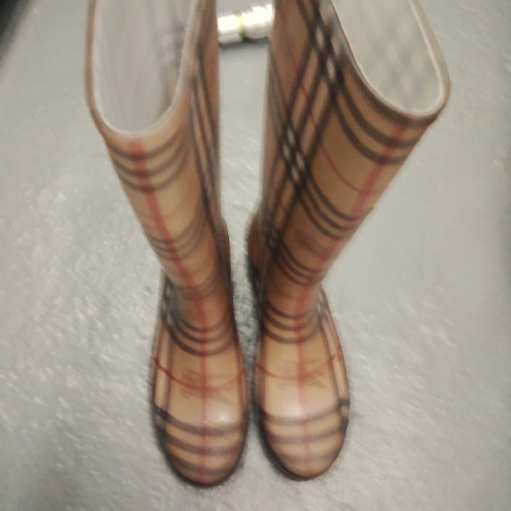 Burberry rain boots